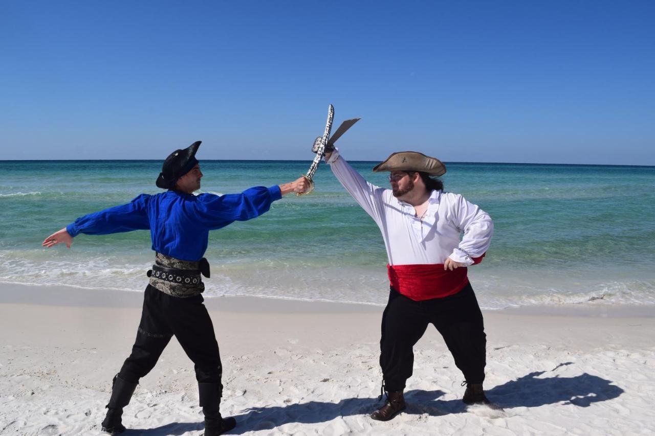 Days Inn By Wyndham Panama City Beach/Ocean Front Εξωτερικό φωτογραφία